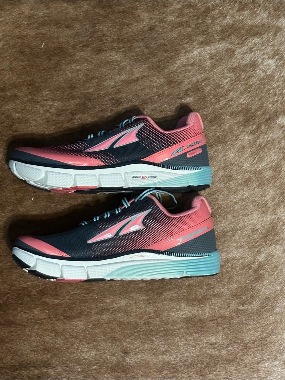 Altra Women's Torin 2-5 Coral Pink and Navy Athletic Running Shoes NIB - Picture 3 of 7